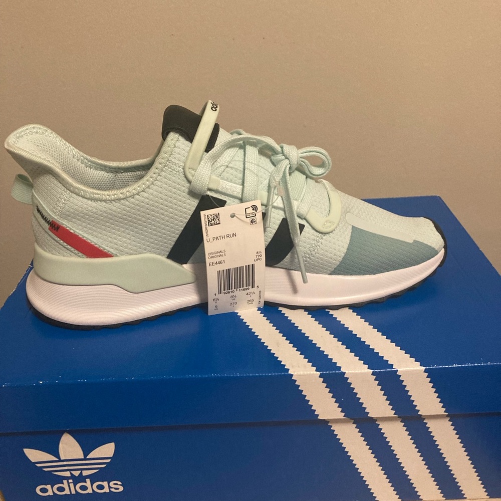 Brand new with box ❤️‍🔥 Adidas U_Path Run
